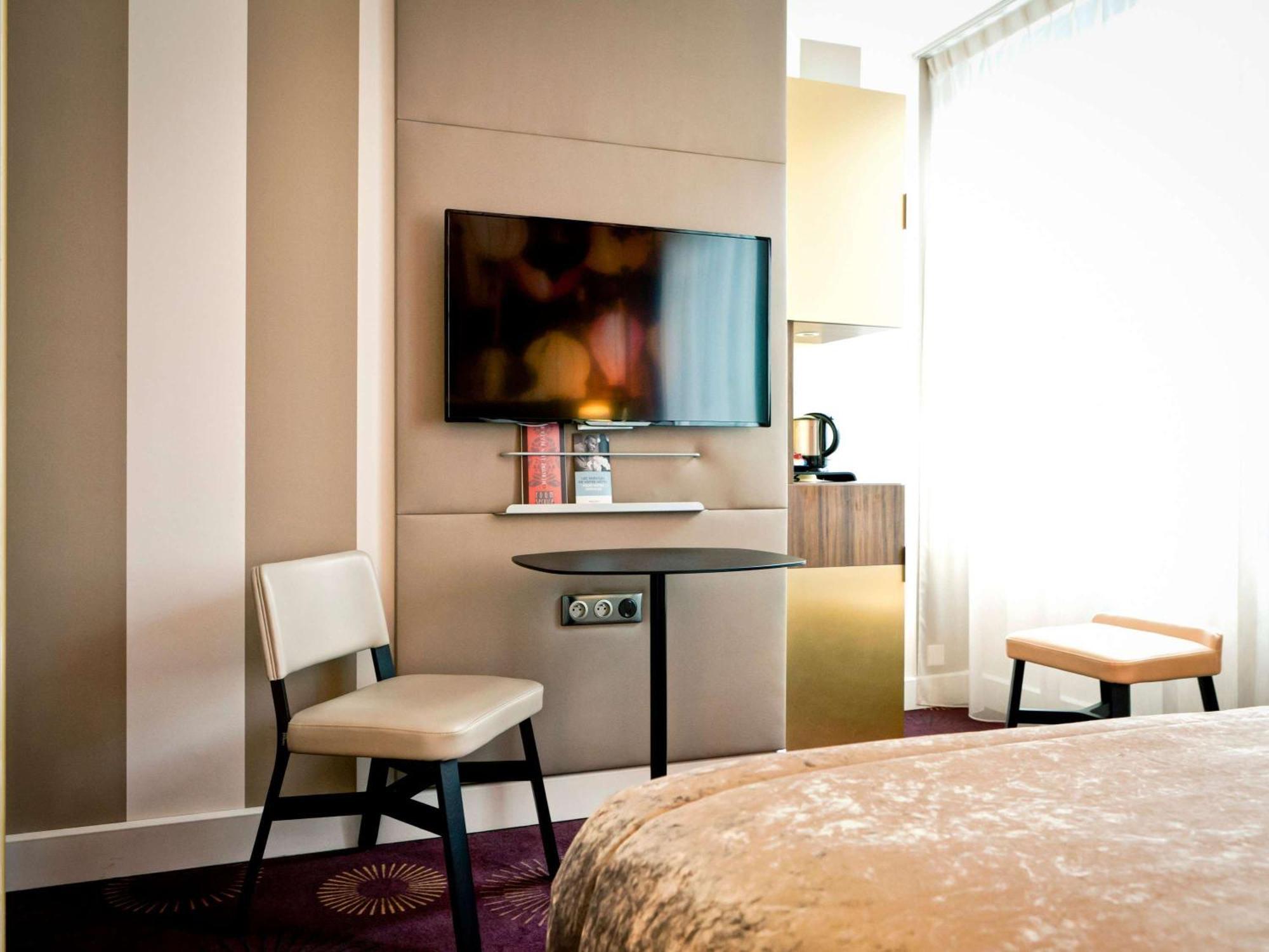Mercure Lyon Centre Plaza Republique Bagian luar foto