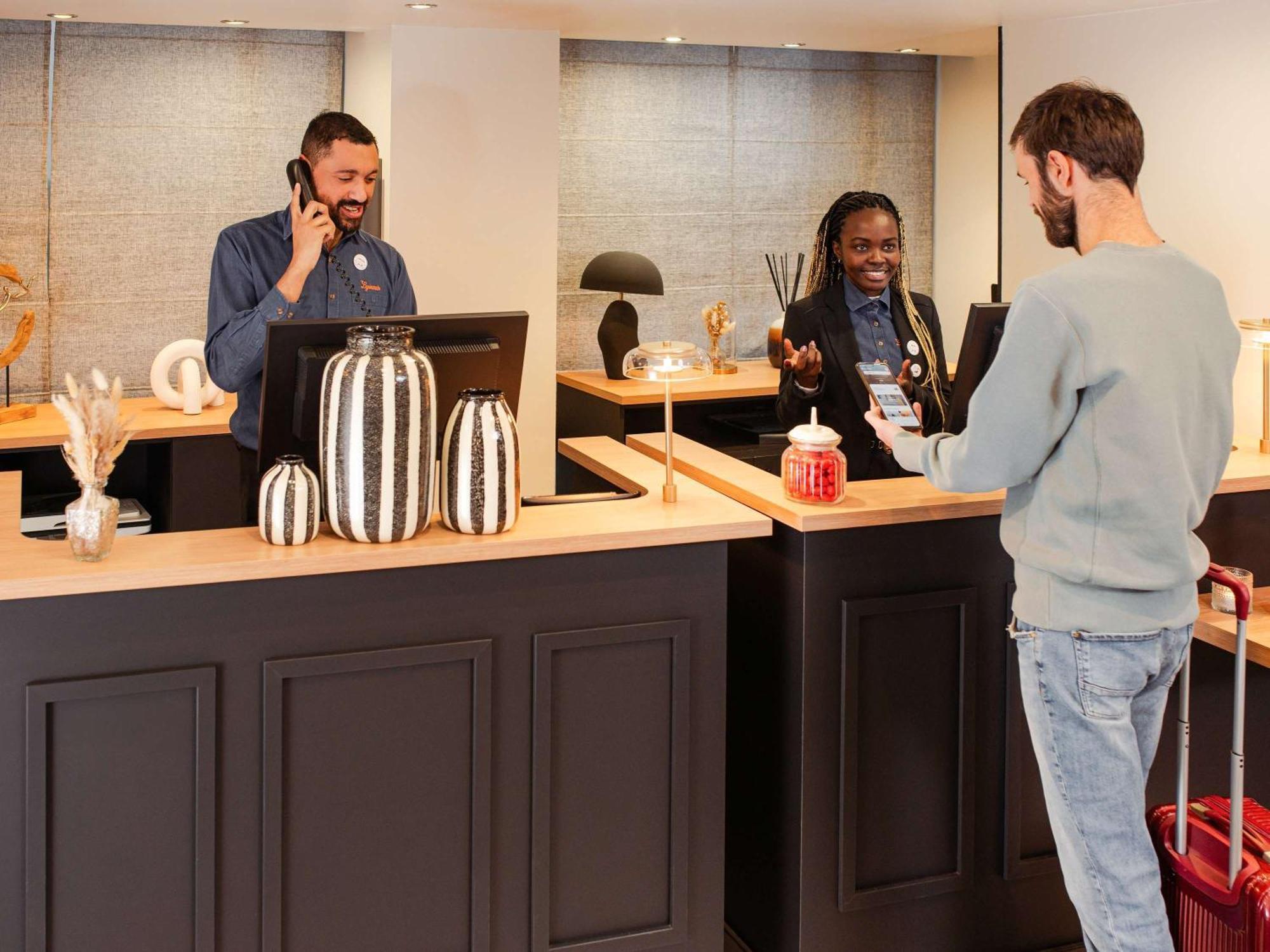 Mercure Lyon Centre Plaza Republique Bagian luar foto